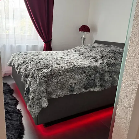 Red Silence I Design Im Koblenz Bendorf