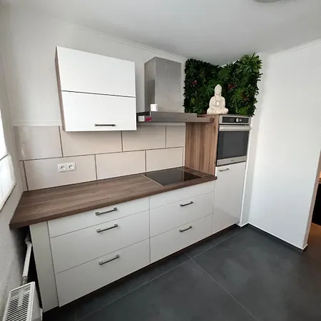 Red Silence I Design Im Koblenz * Bendorf